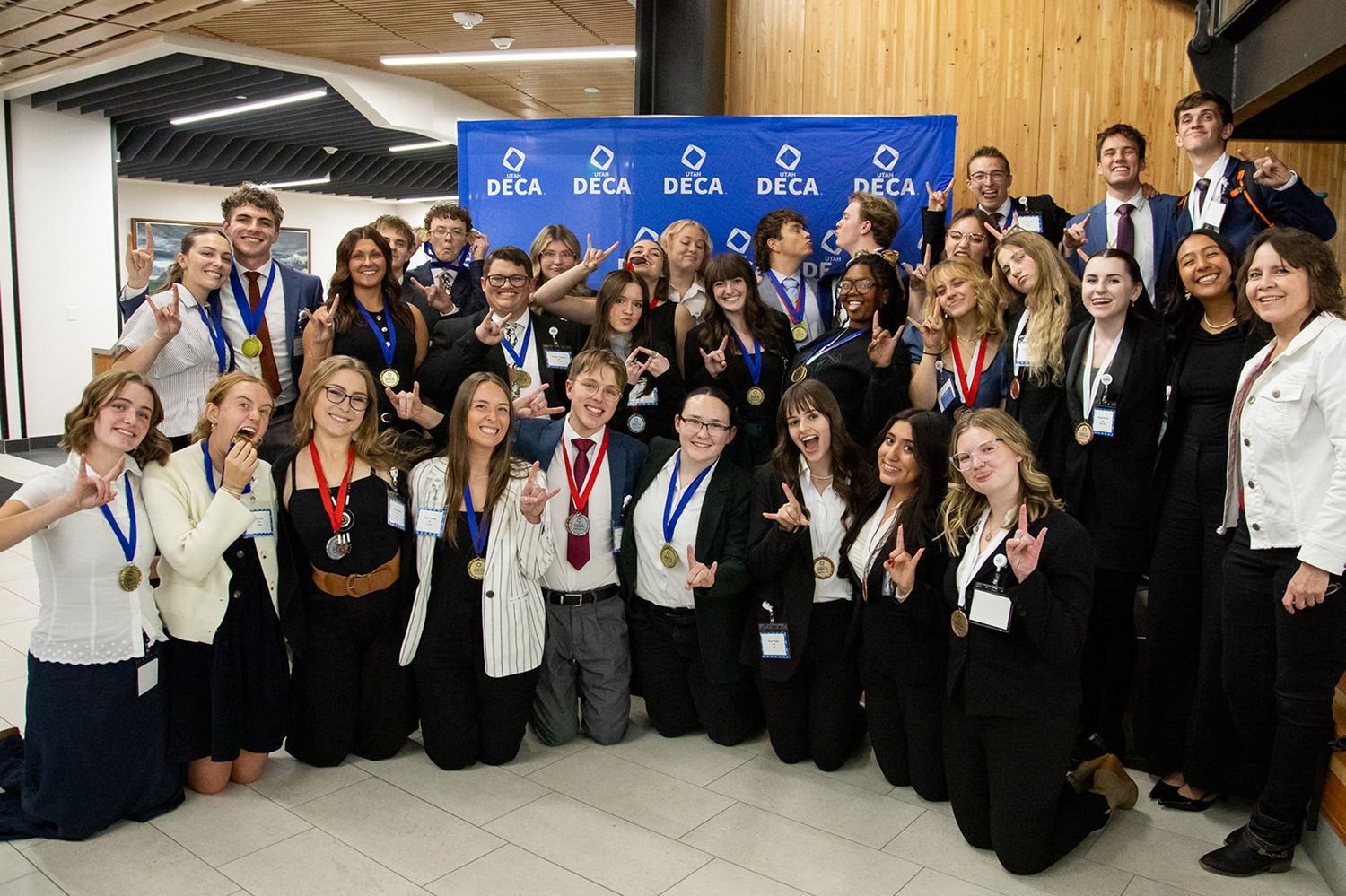 Huntsman Students gathered together at deca state